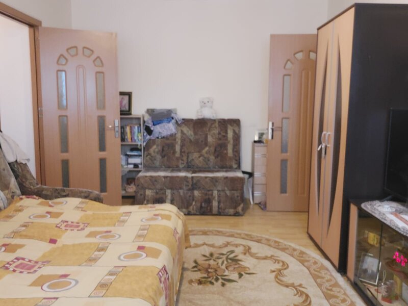 Drumul Taberei, Favorit,